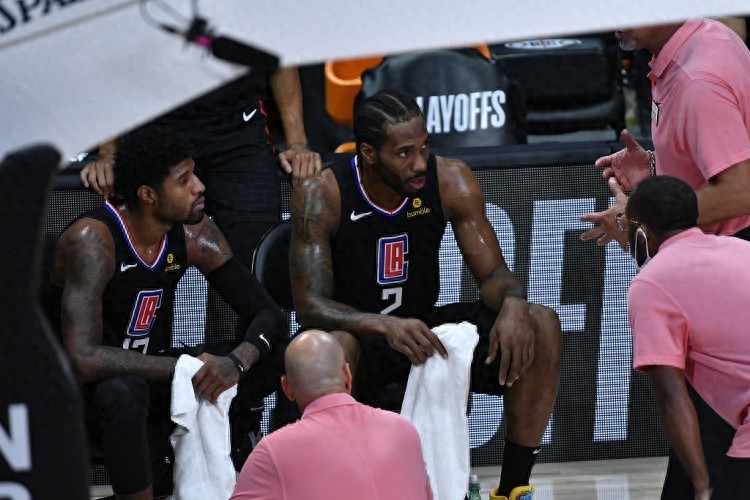 保罗·乔治_ 2020 NBA 园区生活 _保罗-乔治 泡沫园区 经历 