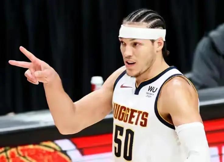 尼古拉·约基奇__ 约基奇NBA逆袭传奇 