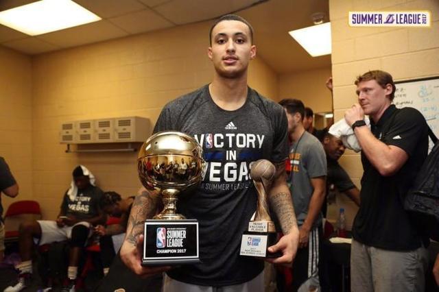 NBA凯尔·库兹马轶事_湖人库兹马成长背景_凯尔·库兹马