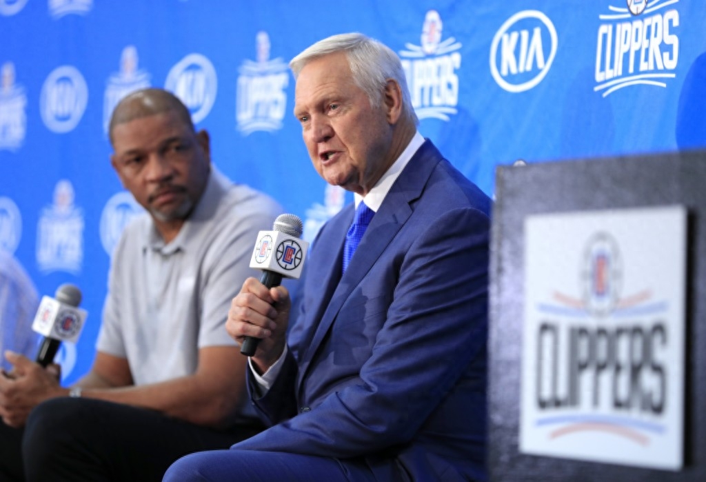 篮球——NBA：杰里·韦斯特出任洛杉矶快船队顾问