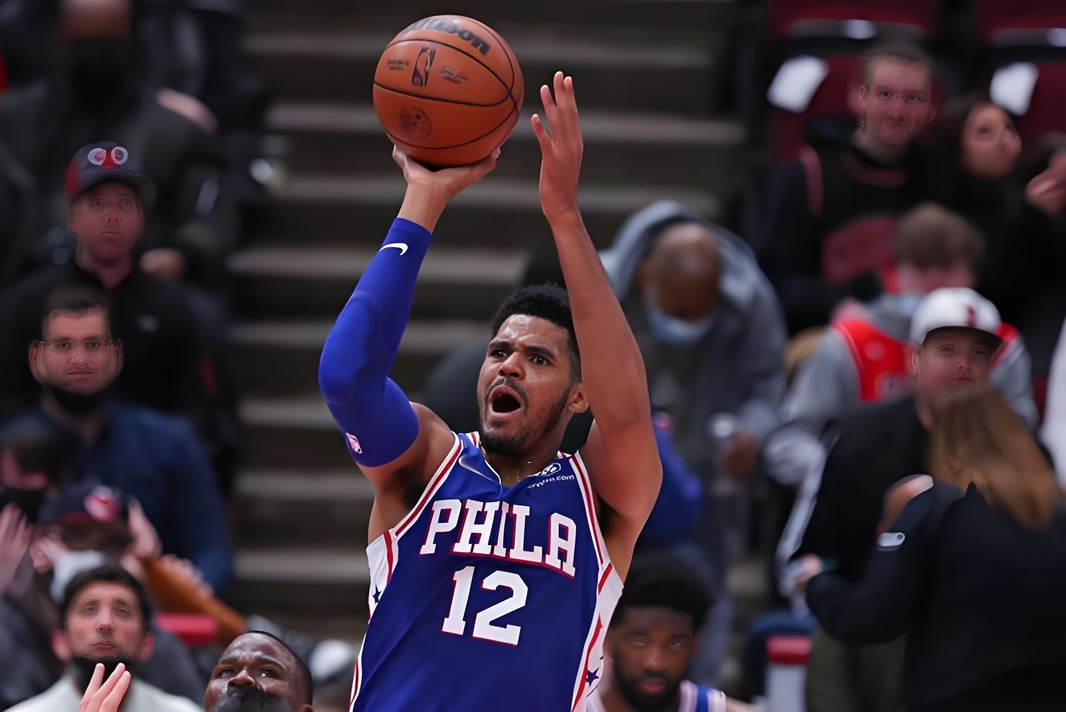 篮球运动员托拜厄斯·哈里斯_NBA球员薪资争议_托拜厄斯·哈里斯