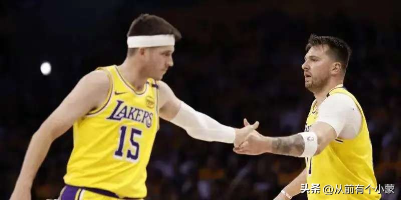 奥斯汀·里夫斯_NBA励志典范_奥斯汀·里弗斯 湖人队 第三巨头