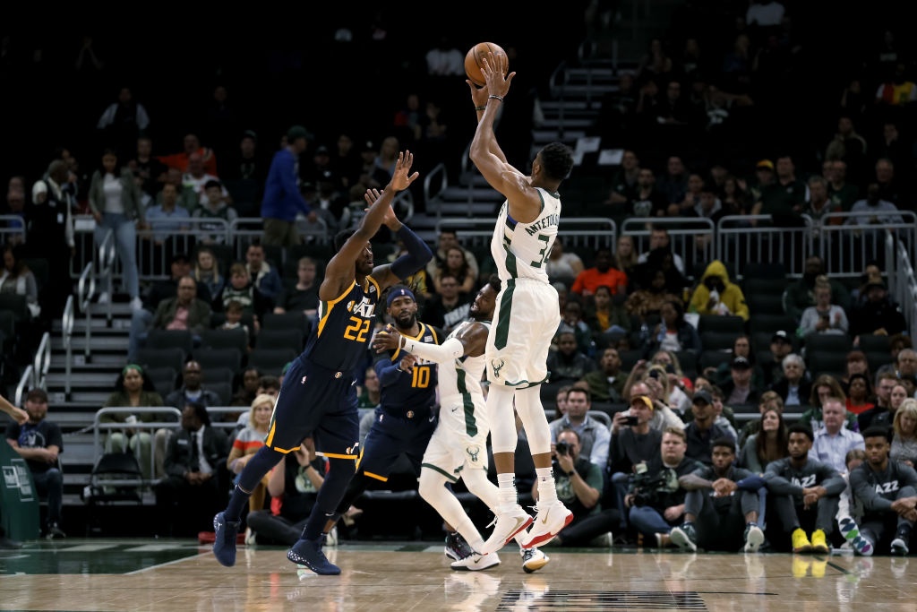 字母哥三分球进化_密尔沃基雄鹿队_NBA密尔沃基雄鹿新赛季阵容分析