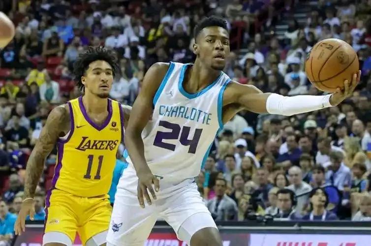NBA黄蜂队半程总结_夏洛特黄蜂队伤病情况分析_夏洛特黄蜂队