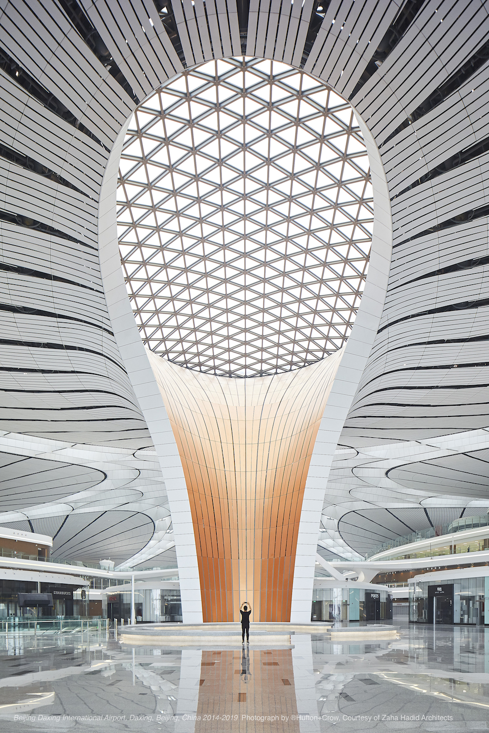  扎哈·哈迪德建筑事务所特展_扎哈·哈迪德中国大陆展览_扎哈