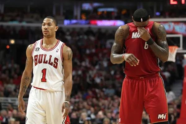 芝加哥南部英格伍德社区童年_德里克·罗斯NBA最年轻MVP_德里克·罗斯