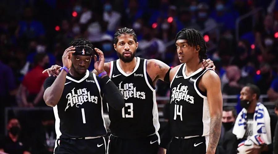 NBA快船防守效率_洛杉矶快船保罗·乔治表现_保罗·乔治