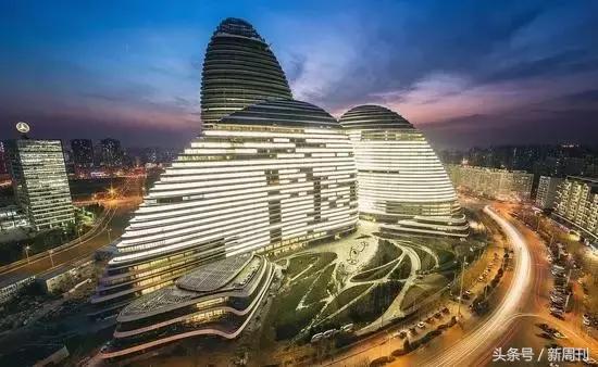 扎哈·哈迪德建筑风格_扎哈_扎哈·哈迪德建筑作品回顾展