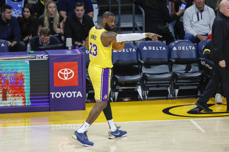 洛杉矶湖人队_NBA洛杉矶德比 湖人两连败 快船两连胜