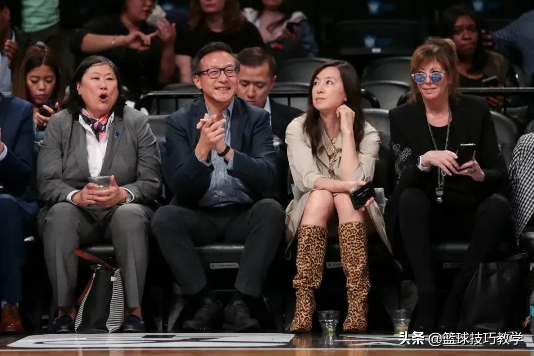 洛杉矶湖人队_洛杉矶道奇队老板股份购买_湖人队安舒茨股份出售