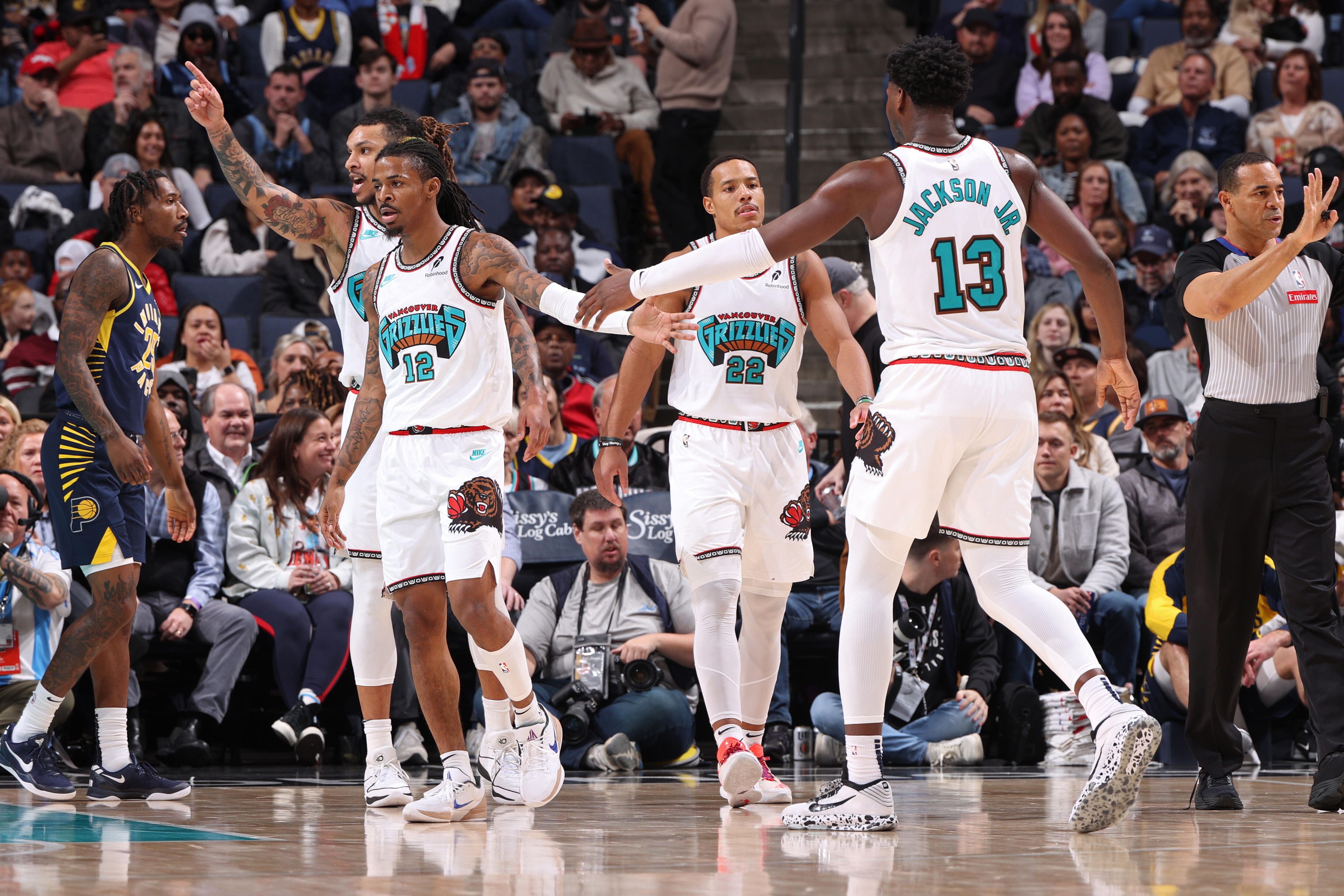 孟菲斯灰熊队_NBA灰熊队贾-莫兰特表现_孟菲斯灰熊连胜战绩