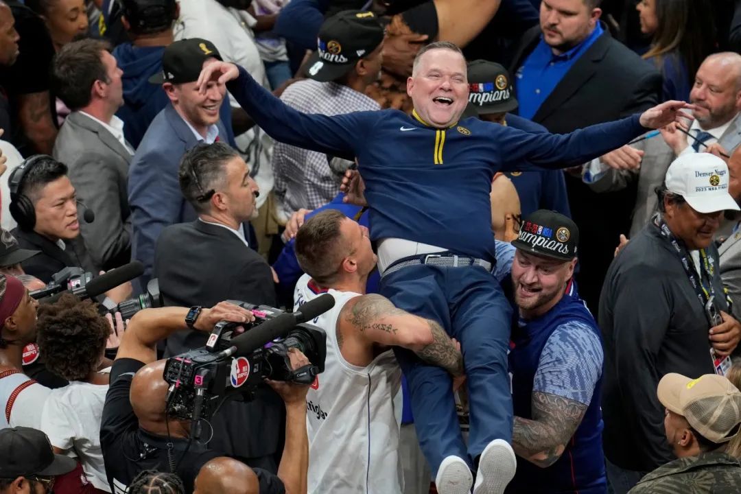 丹佛掘金2023年NBA总冠军_尼古拉·约基奇2023年NBA总决赛MVP_丹佛掘金队