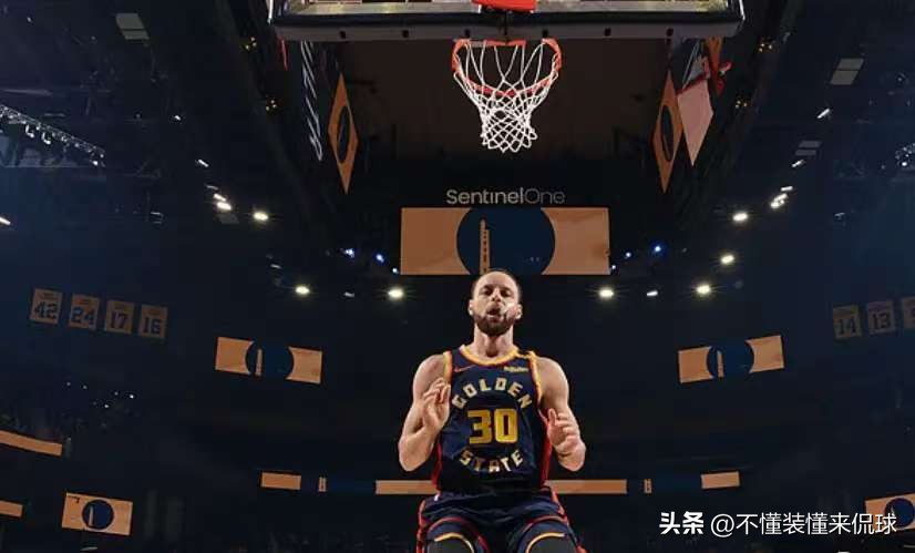 库里历史地位排名_库里NBA荣誉成就_斯蒂芬·库里