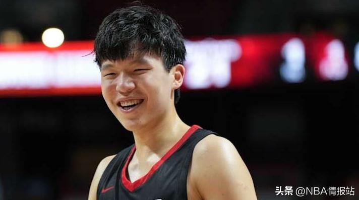 利拉德回归开拓者合同详情_达米安·利拉德_利拉德波特兰家庭原因