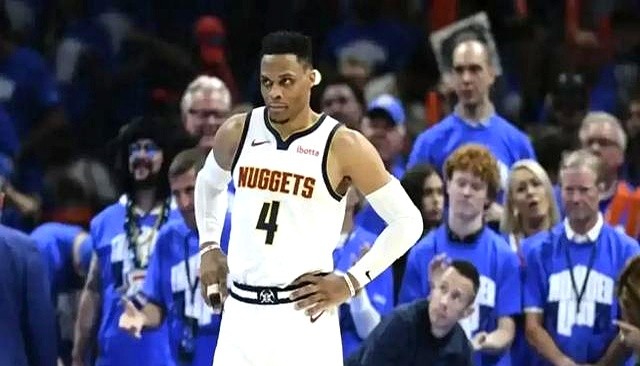 自由球员_迷你中产合同抢夺_NBA自由市场球员合同