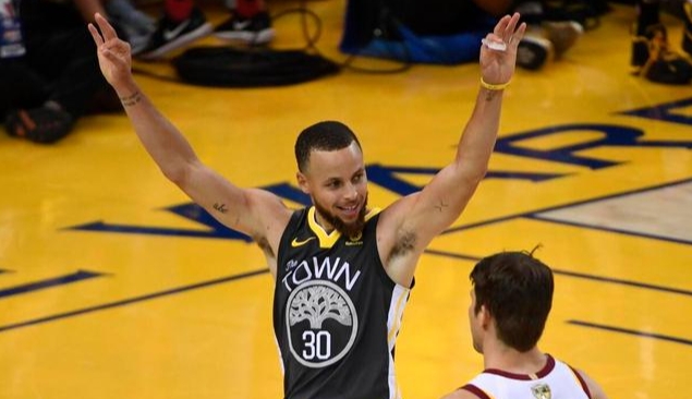 斯蒂芬·库里_斯蒂芬·库里NBA历史地位_库里第五冠争夺战