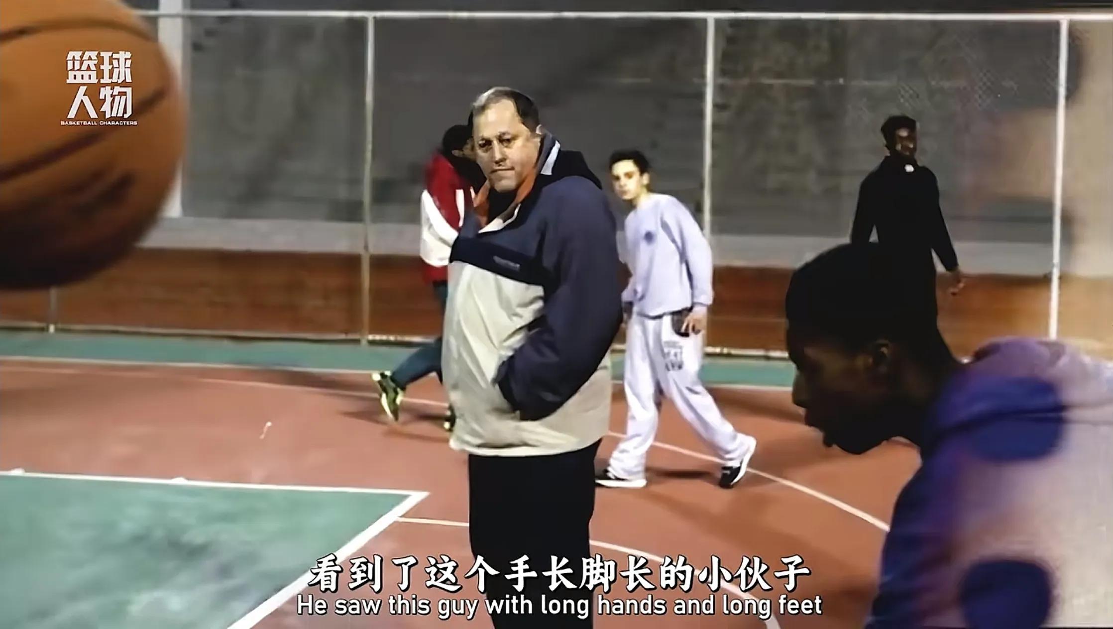 字母哥NBA励志传奇_扬尼斯·阿德托昆博_杨尼斯·阿德托昆博成长经历