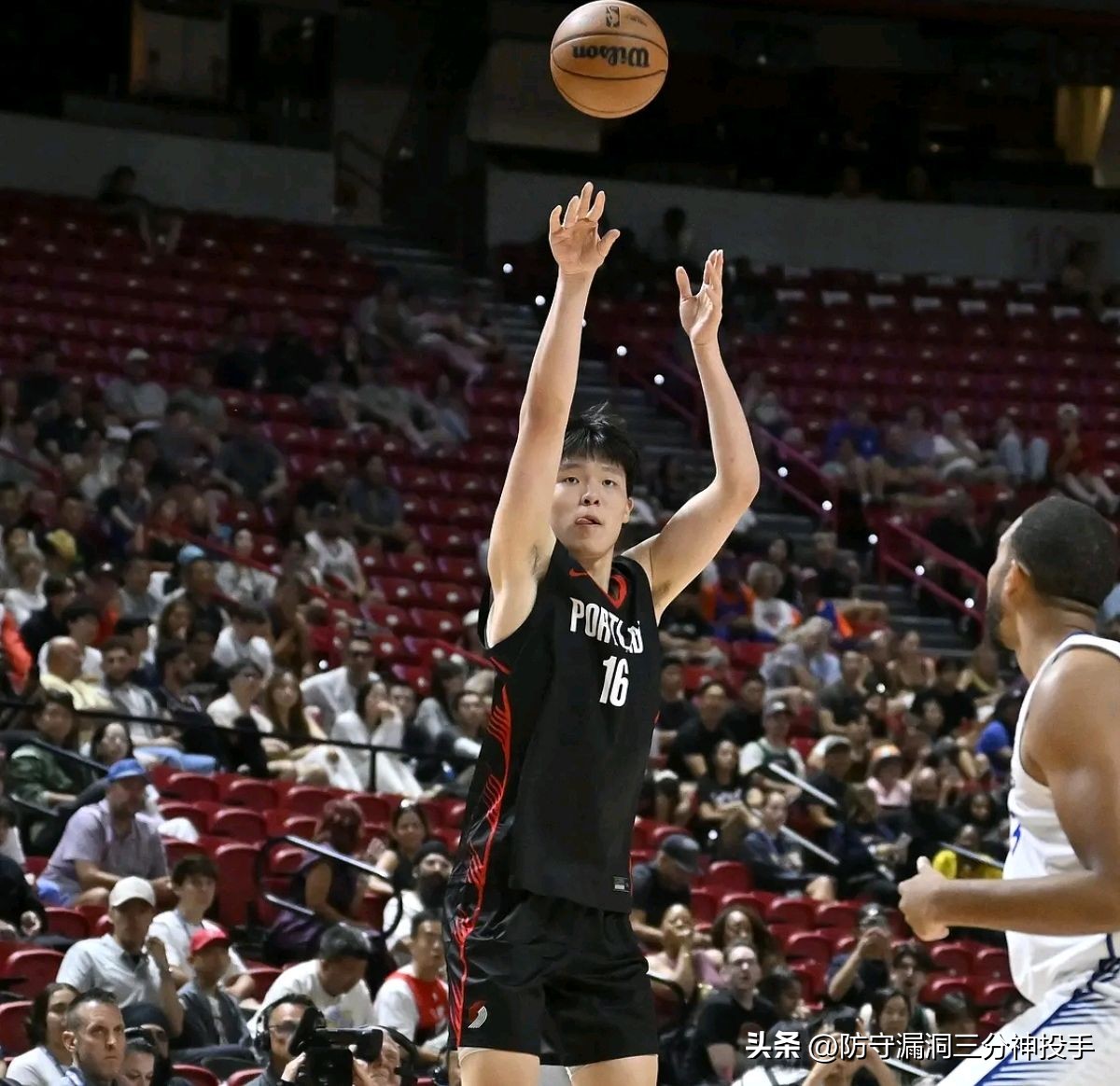 新奥尔良鹈鹕队_波特兰开拓者杨瀚森 夏联 新奥尔良鹈鹕