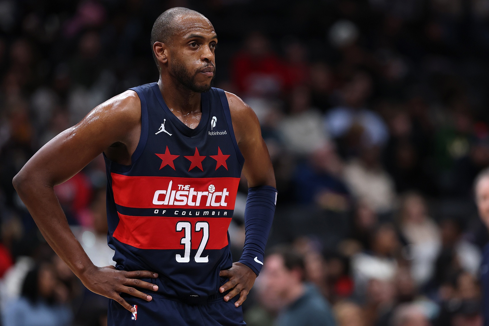 2026年NBA自由球员市场 勒布朗詹姆斯自由球员身份 2026年NBA自由球员预测_自由球员