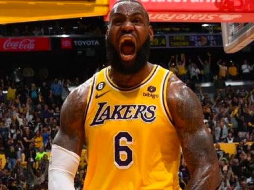 卡椒组合对决_勒布朗詹姆斯NBA生涯回顾_勒布朗·詹姆斯
