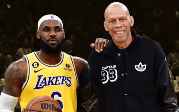 卡椒组合对决_勒布朗詹姆斯NBA生涯回顾_勒布朗·詹姆斯