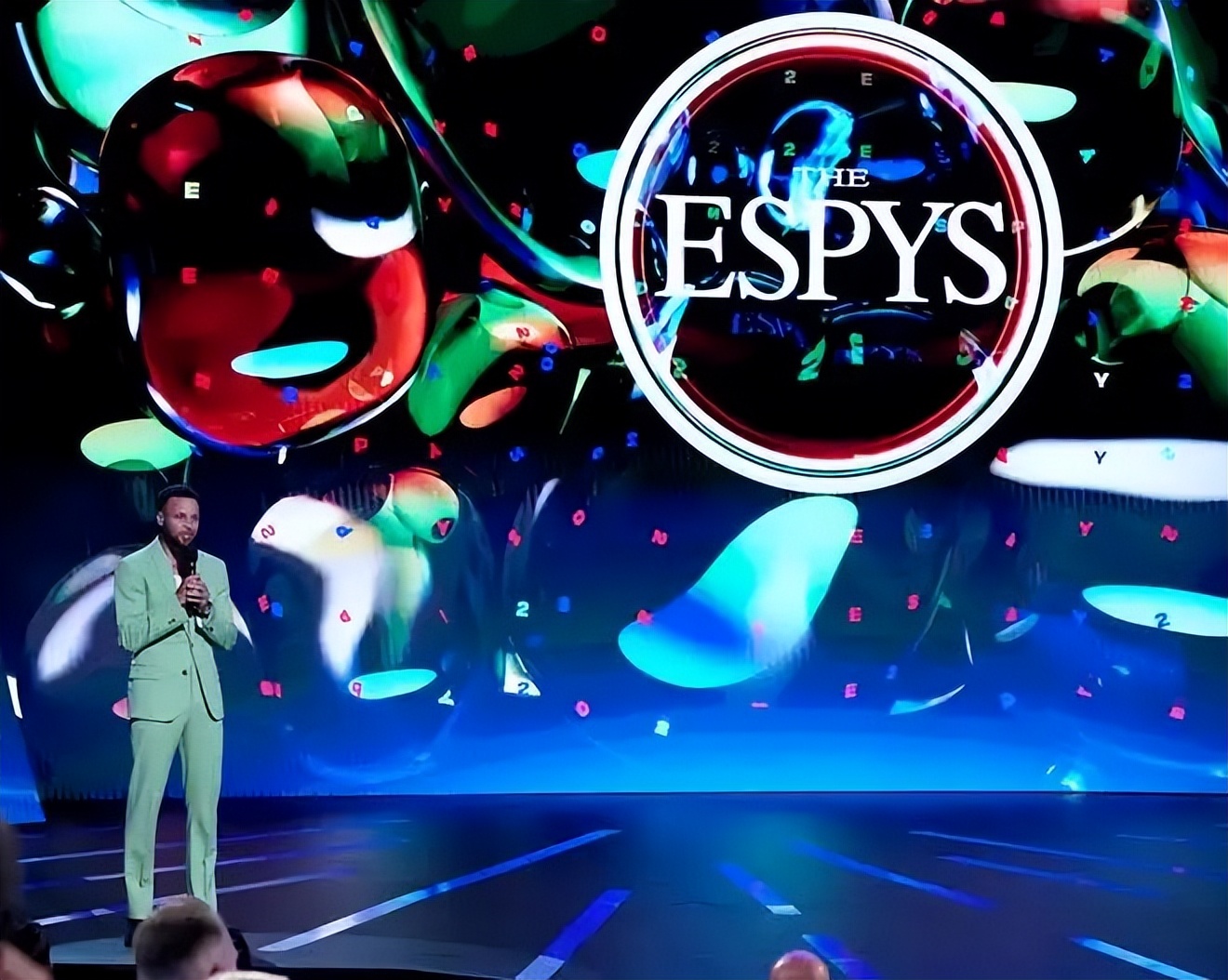 库里ESPY奖项_斯蒂芬·库里_库里NBA历史三分王