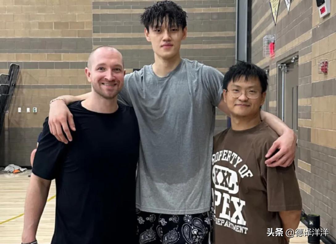 曾凡博训练营合同_布鲁克林篮网队_布鲁克林篮网队厄沃马裁员