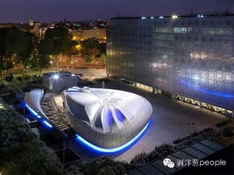 扎哈哈迪德生平事迹_扎哈哈迪德主要作品列表_扎哈