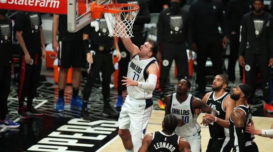 卢卡·东契奇_东契奇季后赛抢七战46分14助攻创历史_卢卡·东契奇NBA职业生涯表现