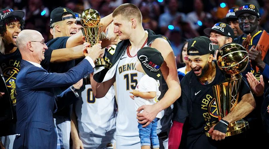 约基奇总决赛表现NBA历史最强中锋_尼古拉·约基奇_尼古拉约基奇丹佛掘金奥布莱恩杯