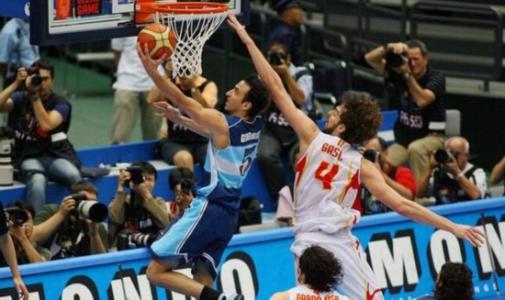 卢卡·东契奇_欧洲篮球天才登陆NBA表现对比_马努·吉诺比利Vs卢卡·东契奇
