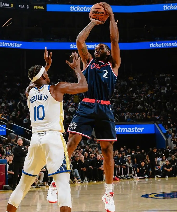洛杉矶快船队_库里单挑快船表现_NBA勇士队快船队比赛