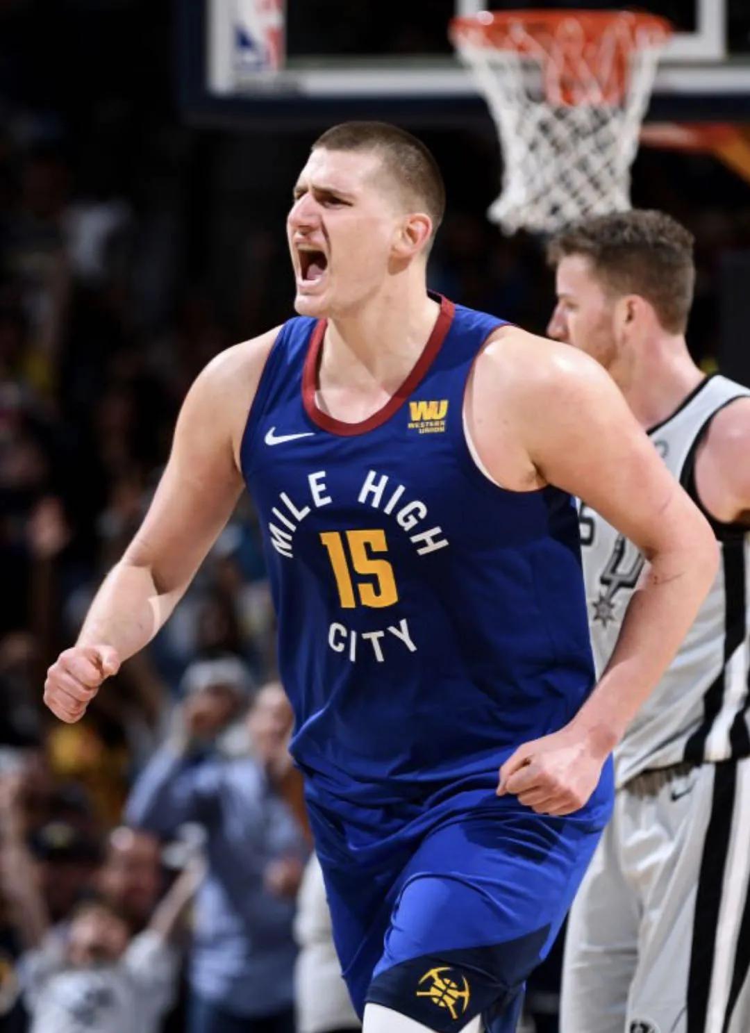 尼古拉·约基奇 生涯数据 _ 约基奇 NBA 荣誉 _尼古拉·约基奇